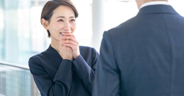 年収2000万円の手取り月収は107万円、年間1280万円以上！税金や生活レベルを計算・解説