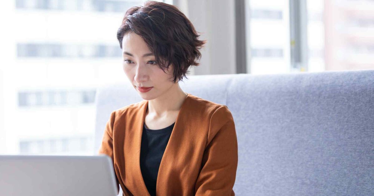 47歳の転職・再就職は厳しい？年収を下げないための転職戦略とは