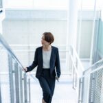 海外営業の仕事内容を徹底解説！必要なスキル・向いている人・年収・キャリアパスまで